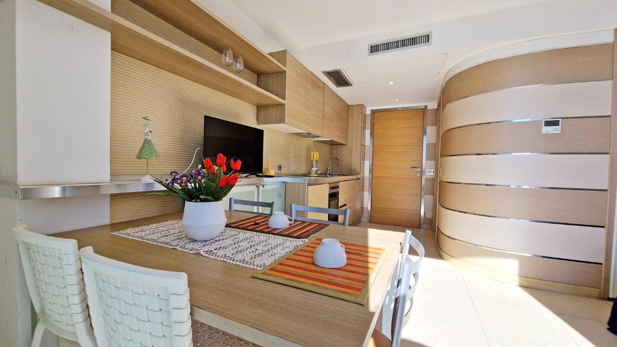 Apartment Attico Vista Mare Le Vele By Salento Affitti *